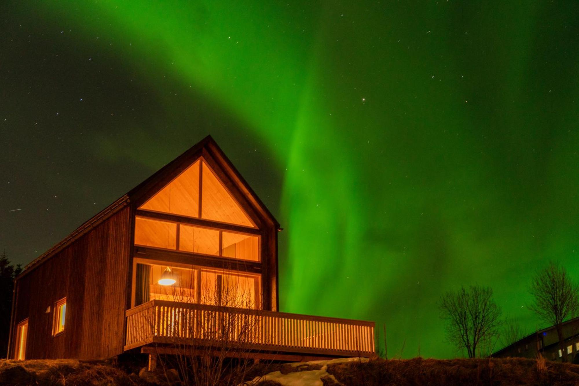 Skarungen - Hotel, Cabins And Camping Kabelvåg 外观 照片
