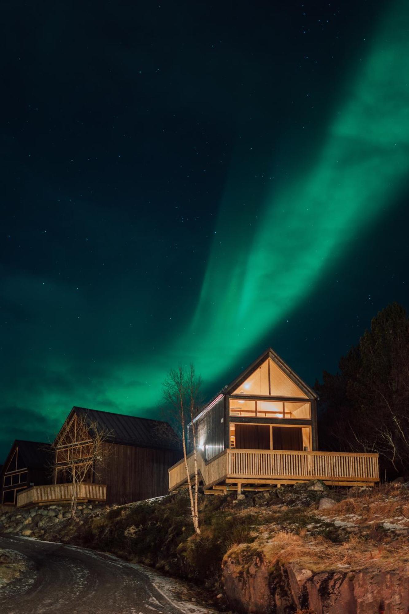 Skarungen - Hotel, Cabins And Camping Kabelvåg 外观 照片