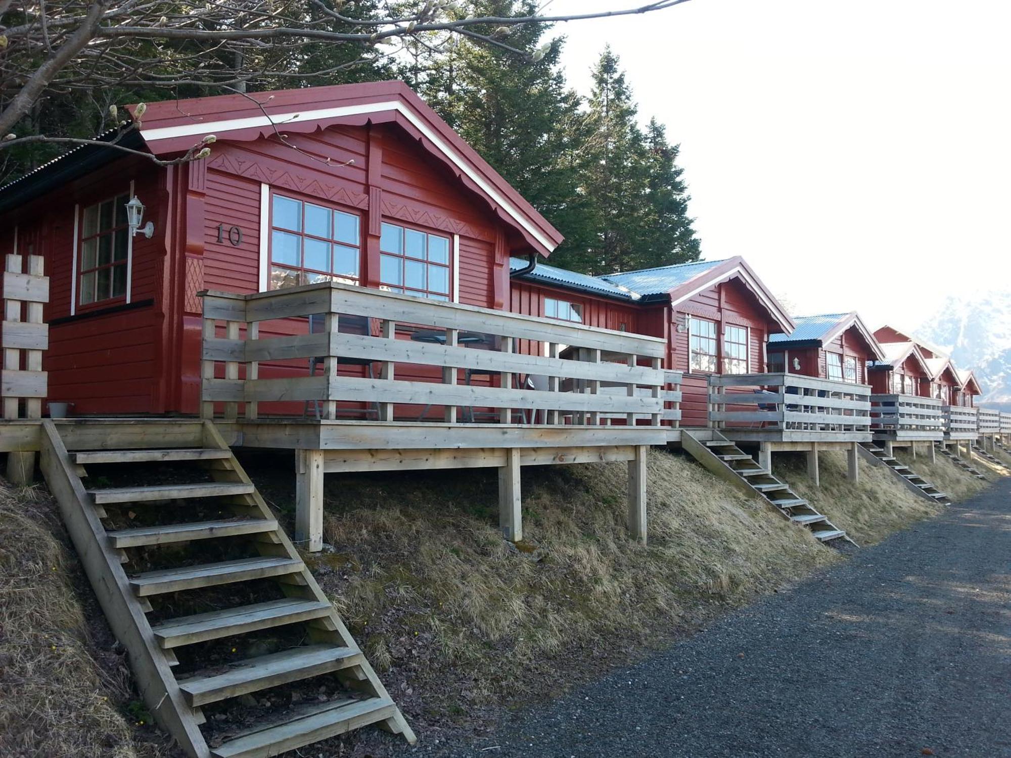 Skarungen - Hotel, Cabins And Camping Kabelvåg 外观 照片